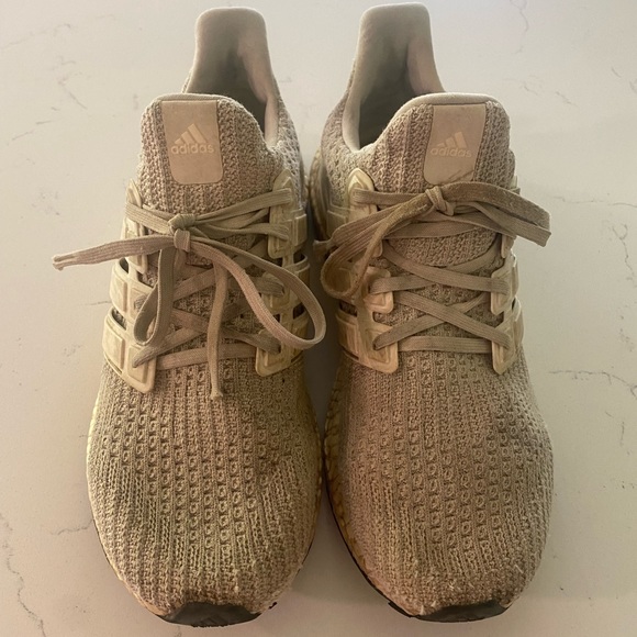 Adidas Ultraboosts - Picture 2 of 8